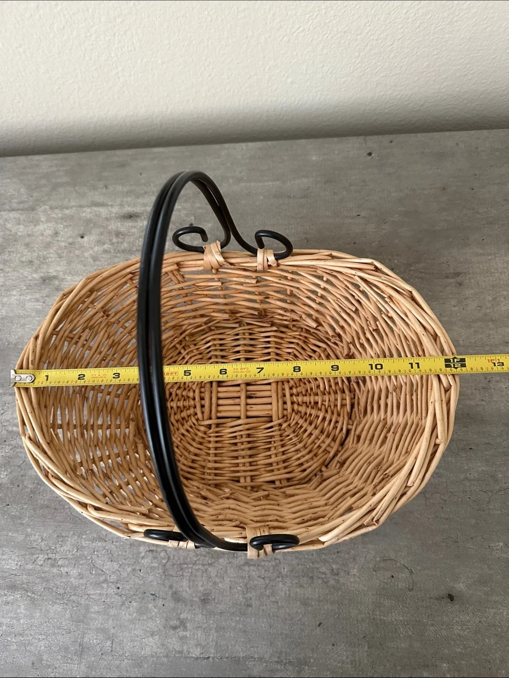 Wicker Basket with Black Metal Handle - Natural